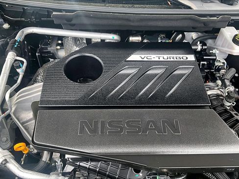 Used 2023 Nissan Rogue S AWD/4WD image 31