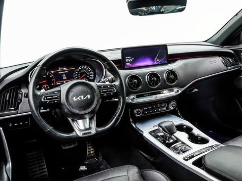 Used 2023 Kia Stinger GT2 RWD image 5