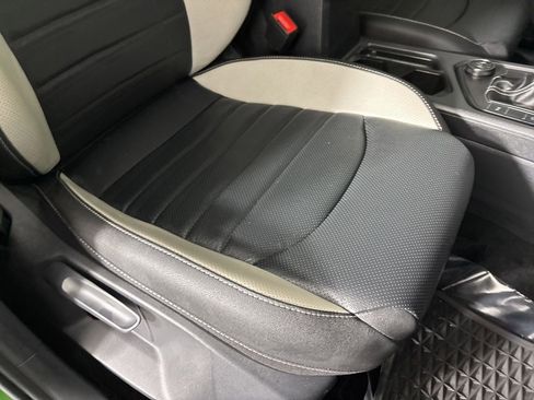 Used 2025 Volkswagen Taos SEL w/ Black Wheel Plus Package image 28