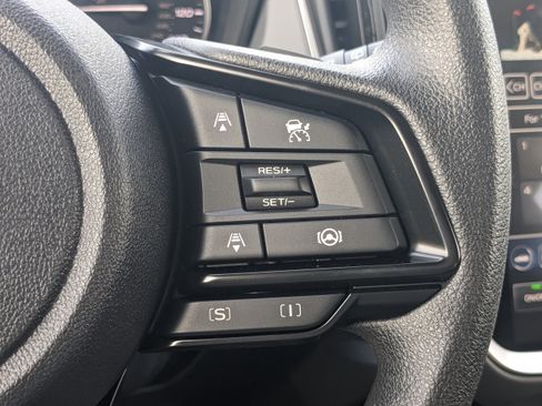 Certified 2025 Subaru Crosstrek 2.0i Premium image 23