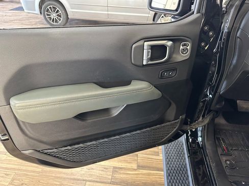 Used 2024 Jeep Wrangler High Altitude AWD/4WD image 11