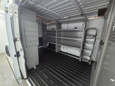 Used 2023 RAM ProMaster 2500 FWD image 17