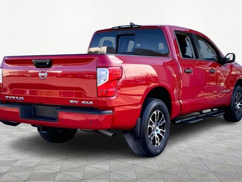 Used 2024 Nissan Titan SV w/ Accessory Utility Package image 5