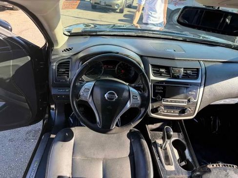 Used 2016 Nissan Altima 2.5 SL FWD image 11