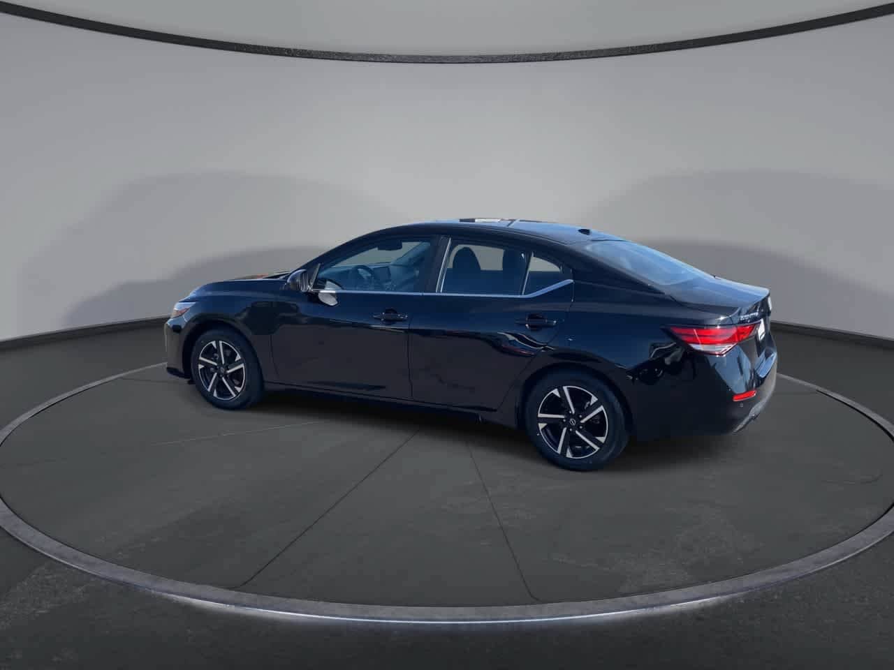 Used 2024 Nissan Sentra SV FWD image 7