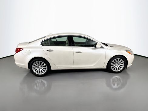 Used 2013 Buick Regal Premium FWD image 8