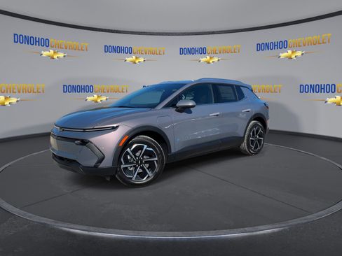 New 2026 Chevrolet Equinox EV LT image 7