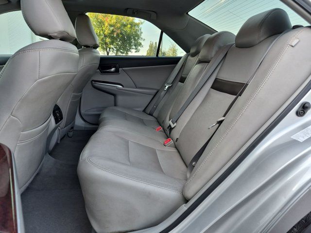 Used 2012 Toyota Camry XLE w/ Convenience Pkg FWD image 18