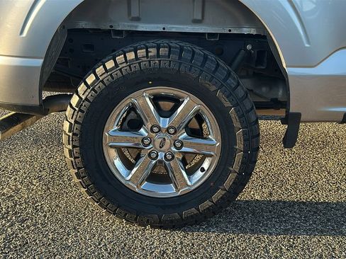 Used 2025 Ford F150 XLT w/ Equipment Group 301A Standard image 19