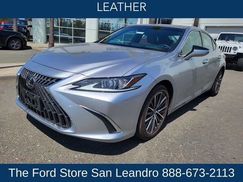 Used 2025 Lexus ES 300h w/ Premium Package FWD image 5
