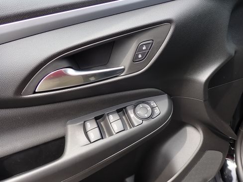 New 2025 Buick Envista Preferred image 18