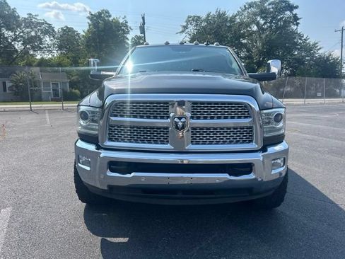 Used 2018 RAM 2500 Laramie AWD/4WD image 7