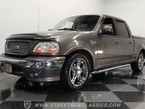 Used 2002 Ford F150 Harley-Davidson RWD image 21