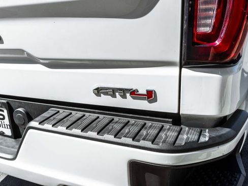 Used 2021 GMC Sierra 1500 AT4 AWD/4WD image 38