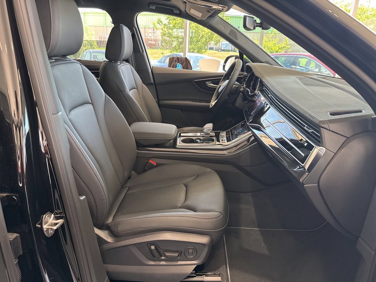 New 2026 Audi Q7 3.0T Premium Plus AWD/4WD image 37