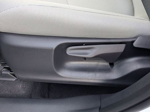 New 2026 Toyota Corolla Cross L image 21