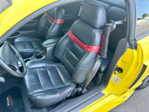 Used 2001 Ford Mustang GT image 4