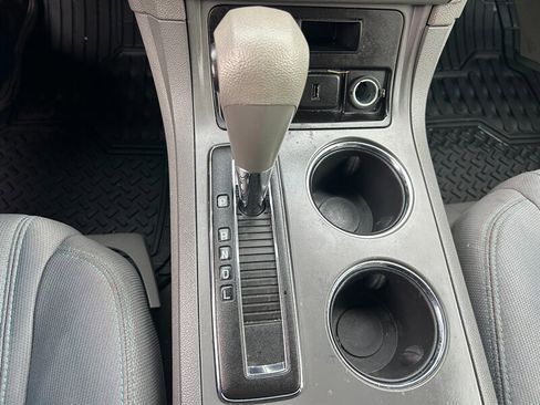 Used 2017 Chevrolet Traverse LS image 19