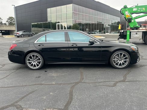 Used 2020 Mercedes-Benz S 560 Sedan image 8