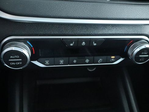 Used 2019 Nissan Altima 2.5 SV image 21