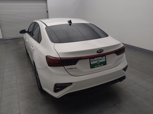 Used 2019 Kia Forte LXS FWD image 6