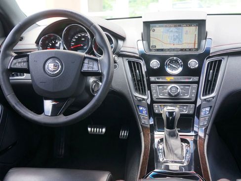 Used 2015 Cadillac CTS V image 39