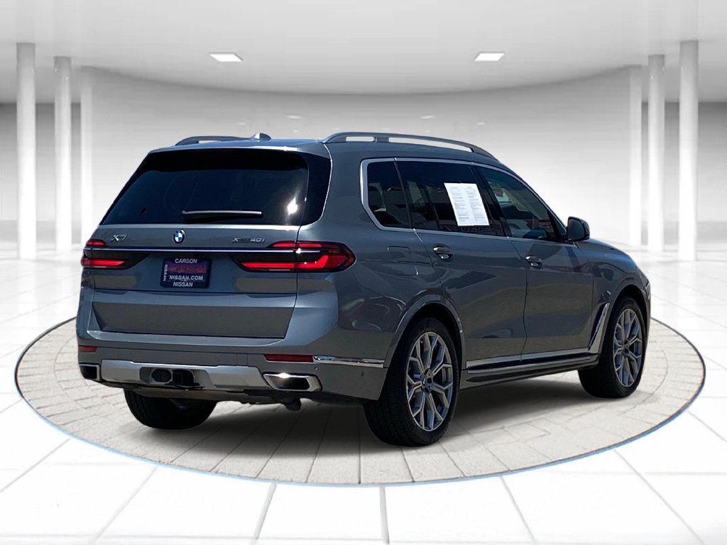 Used 2024 BMW X7 xDrive40i AWD/4WD image 4