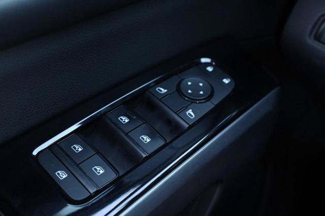 Certified 2023 Nissan Pathfinder SL AWD/4WD image 21