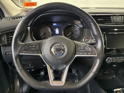 Used 2019 Nissan Rogue Sport SV w/ All-Weather Package image 10