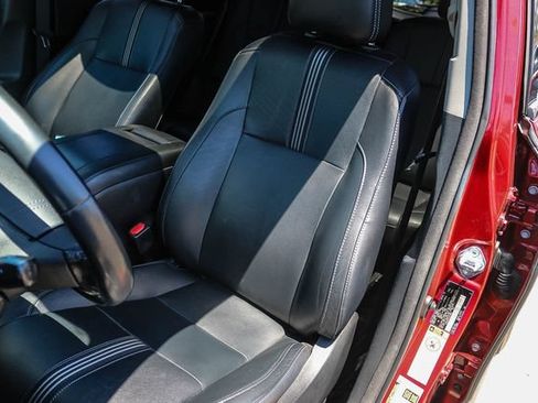 Used 2018 Toyota Highlander SE FWD image 27