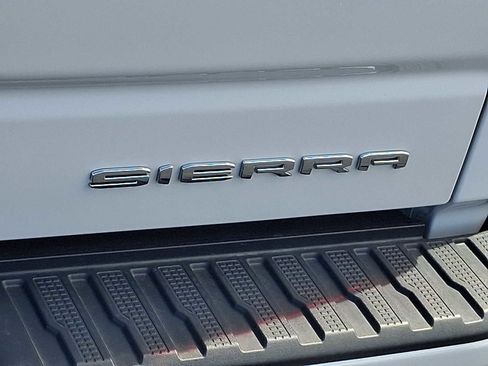 Used 2022 GMC Sierra 1500 Denali AWD/4WD image 32