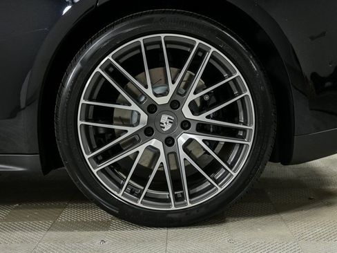 New 2026 Porsche Panamera 4 E-Hybrid image 40