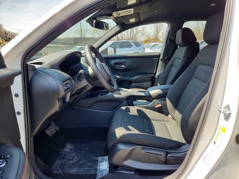 New 2026 Honda HR-V Sport image 9