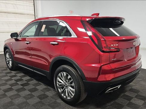 Used 2024 Cadillac XT4 Premium Luxury AWD/4WD image 6