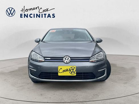 Used 2019 Volkswagen e-Golf SE w/ Driver Assistance Package image 8