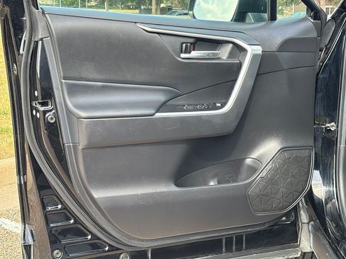 Used 2023 Toyota RAV4 XLE FWD image 26
