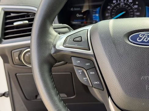 Used 2024 Ford Edge SEL w/ Convenience Package image 10