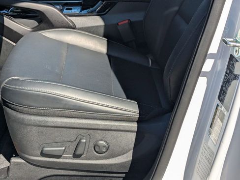 Used 2025 Kia Telluride S image 24