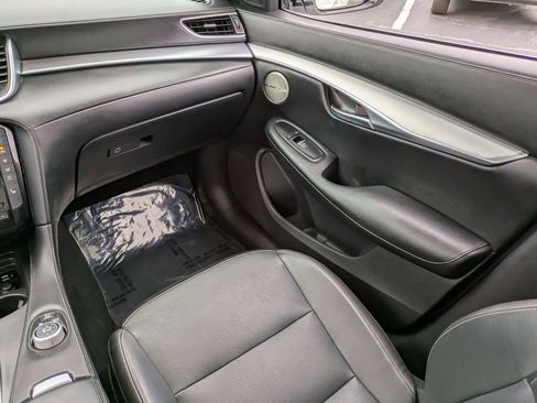 Used 2019 INFINITI QX50 Essential w/ Proactive Package FWD image 18