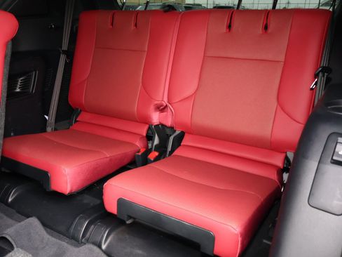 Used 2023 Lexus GX 460 Premium image 23