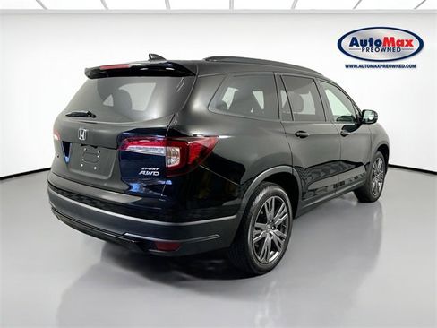 Used 2022 Honda Pilot Sport image 2