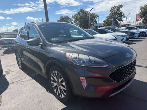 Used 2020 Ford Escape Titanium image 1