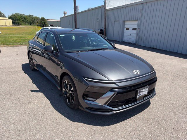 Used 2024 Hyundai Sonata SEL FWD image 8