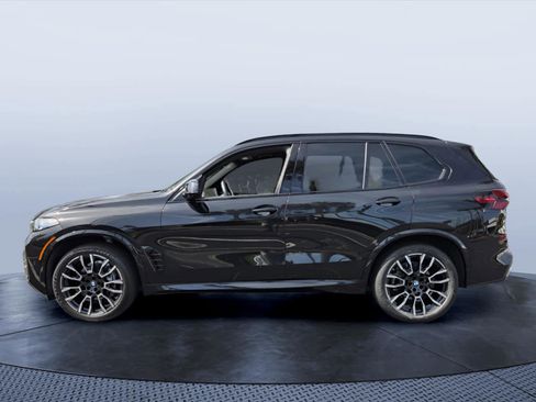 Certified 2025 BMW X5 xDrive40i w/ M Sport Package AWD/4WD image 3