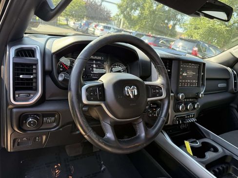 Used 2019 RAM 1500 Big Horn AWD/4WD image 2