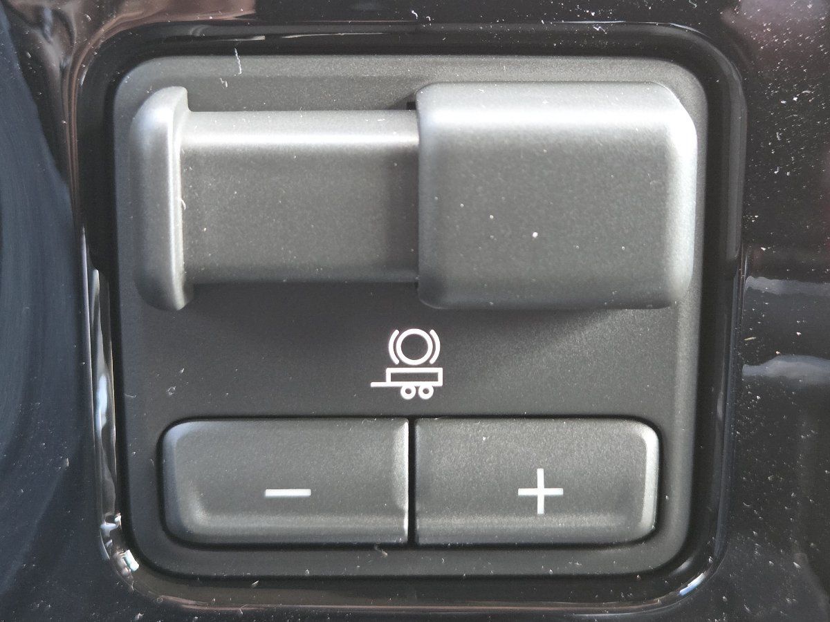 New 2026 Chevrolet Silverado 1500 LT Trail Boss w/ Safety Package AWD/4WD image 39