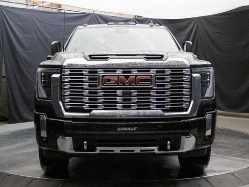 Used 2024 GMC Sierra 2500 Denali w/ Denali Reserve Package image 5