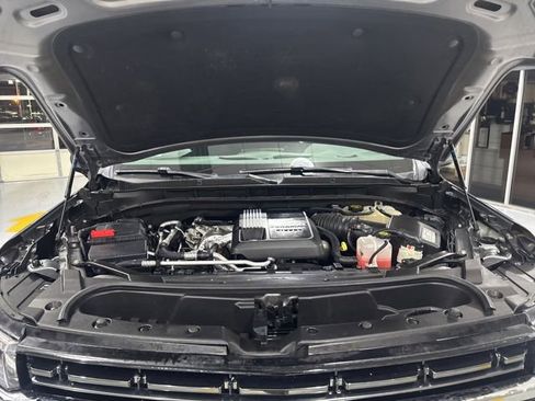 Used 2021 Chevrolet Suburban RST AWD/4WD image 41