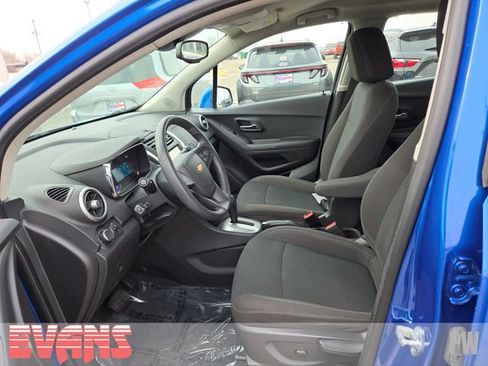 Used 2015 Chevrolet Trax LS image 14