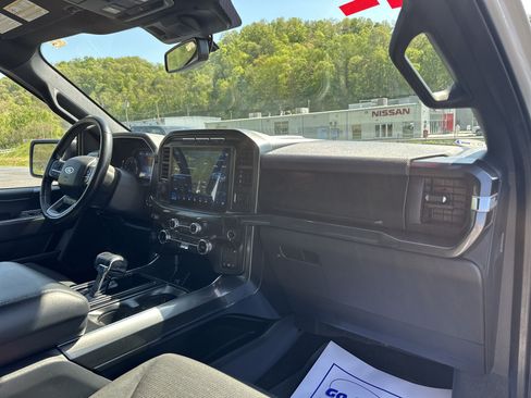 Used 2022 Ford F150 XLT w/ Equipment Group 302A High AWD/4WD image 18